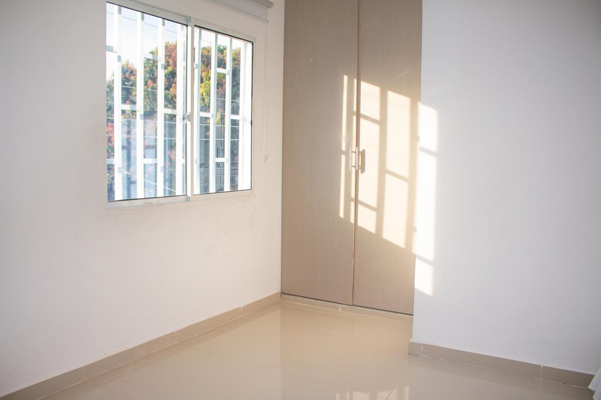 Apartment Iii *